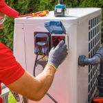technicien dépanne chauffage piscine